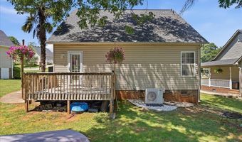 214 Cool Water Ct, Boiling Springs, SC 29316