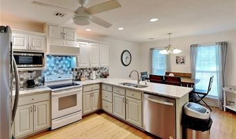 2904 Red Haven St, Bentonville, AR 72712