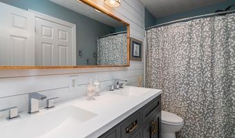 264 Fieldstone Ln, North Kingstown, RI 02874