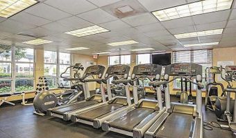 3900 Island Blvd B204, Aventura, FL 33160
