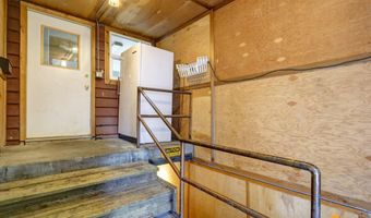 1558 E St, Anchorage, AK 99501