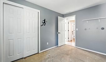 704 S Dewey St, Auburn, IN 46706