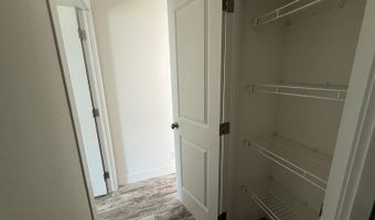 3 Bochee Rd, Apple Valley, CA 92307
