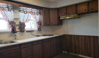 110 Cedar St, Belden, NE 68717