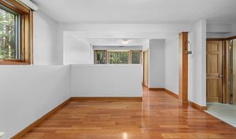 49 Birkdale Rd, Bedford, NH 03110