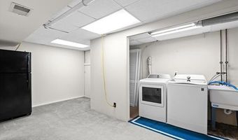 2370 Roselawn St, Wolverine Lake, MI 48390