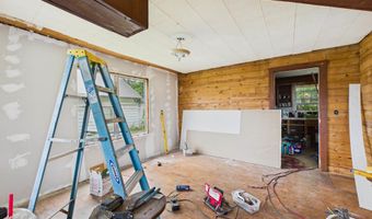 1525 Grays Ave, Batesville, AR 72501