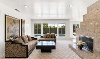 7029 Arizona Ave, Los Angeles, CA 90045