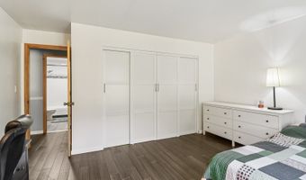 1405 E Central Rd 122C, Arlington Heights, IL 60005