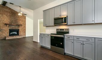 905 Northdale Dr, Alton, IL 62002