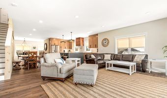 70 Sunset Dr, Belmont, NH 03220