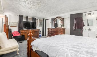 515 W TOLEDO St, Chandler, AZ 85225