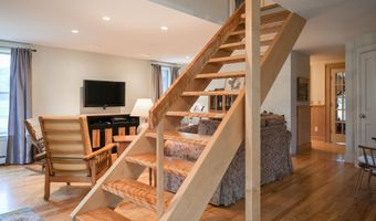 721 Hewitt Rd, Bristol, VT 05443