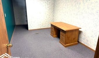 114 E State St, Algona, IA 50511