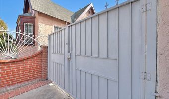 552 W 108th St, Los Angeles, CA 90044