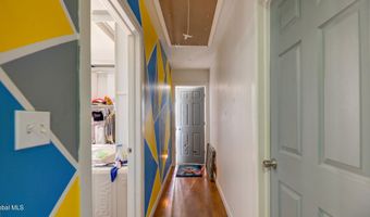 35 Grand St, Amsterdam, NY 12010
