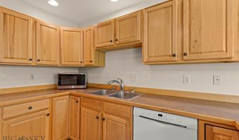 87 Clinton Ln, Belgrade, MT 59714