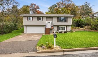 903 Roberts St, Altoona, WI 54720