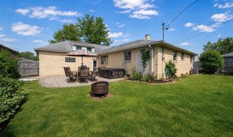 135 Alberta Dr, Amherst, NY 14226