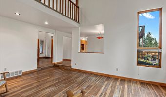 4690 Southpark Bluff Dr, Anchorage, AK 99516
