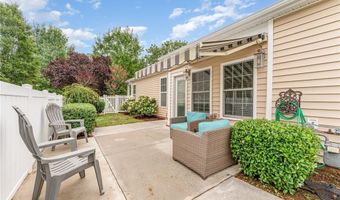 197 Parkview Ln, Advance, NC 27006