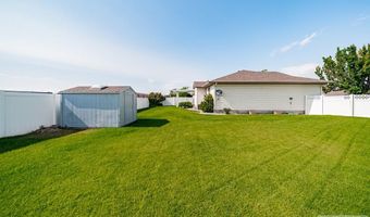 3696 E Silverwood Cir, Ammon, ID 83406