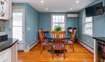 42 Grasslands Rd, East Greenwich, RI 02818