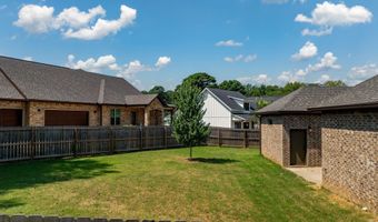 1121 Essex Dr, Benton, AR 72019
