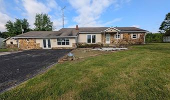 399 E Wilson Rd, Bloomfield, IN 47424