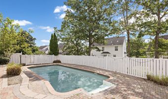 153 Vivas Dr, Barnegat, NJ 08005