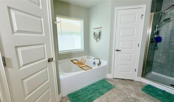 4015 TULLAMORE Ln, Auburndale, FL 33823