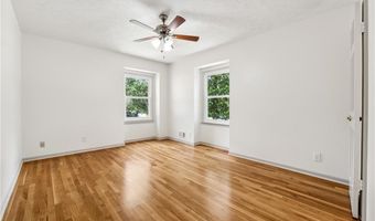 2373 Woodcreek Ct, Tucker, GA 30084