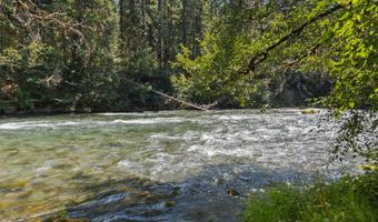 McKenzie River DR 1800, Blue River, OR 97413