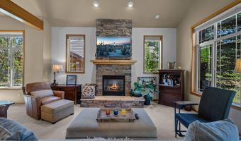343 Mount Washington Dr, Bend, OR 97702