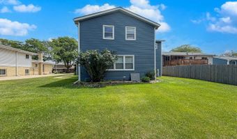 706 N Lawler Ave, Addison, IL 60101
