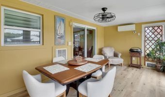1610 Juno Trl, Astor, FL 32102
