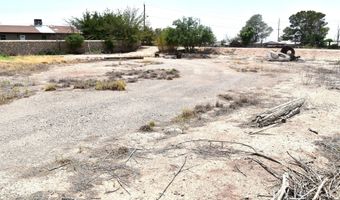 529 Nicholas Rd, Socorro, TX 79927
