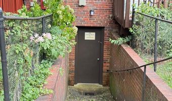 1415 S EDGEWOOD St 463, Arlington, VA 22204