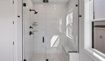 881 N MANCHESTER St, Arlington, VA 22205