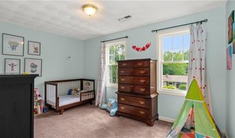 28 Narragansett Rd, Cumberland, RI 02864