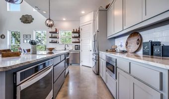 172 Cowan Xing, Alvord, TX 76225