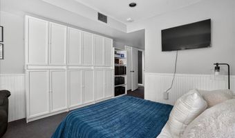 50 Meadow Ln, Albany, NY 12208