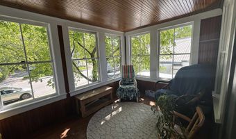 8 Main St, Bennington, NH 03442