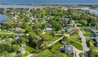 44 Kilburn St, Charlestown, RI 02813