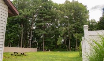 11 Melissa Ct, Albany, NY 12205