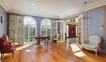 6 Hayes Ct, Atlantic Highlands, NJ 07716