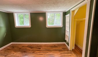 43 Holland St, Bangor, ME 04401