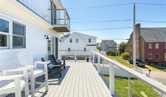 433 Wolcott Ave, Middletown, RI 02842