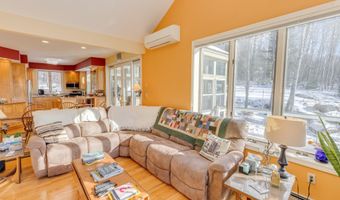 241 Windmill Rd, Campton, NH 03223