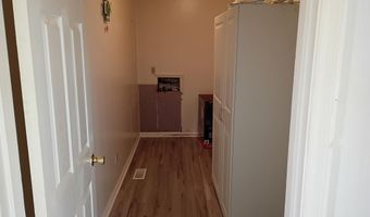 351 S 7th St S, Aurora, NC 27806